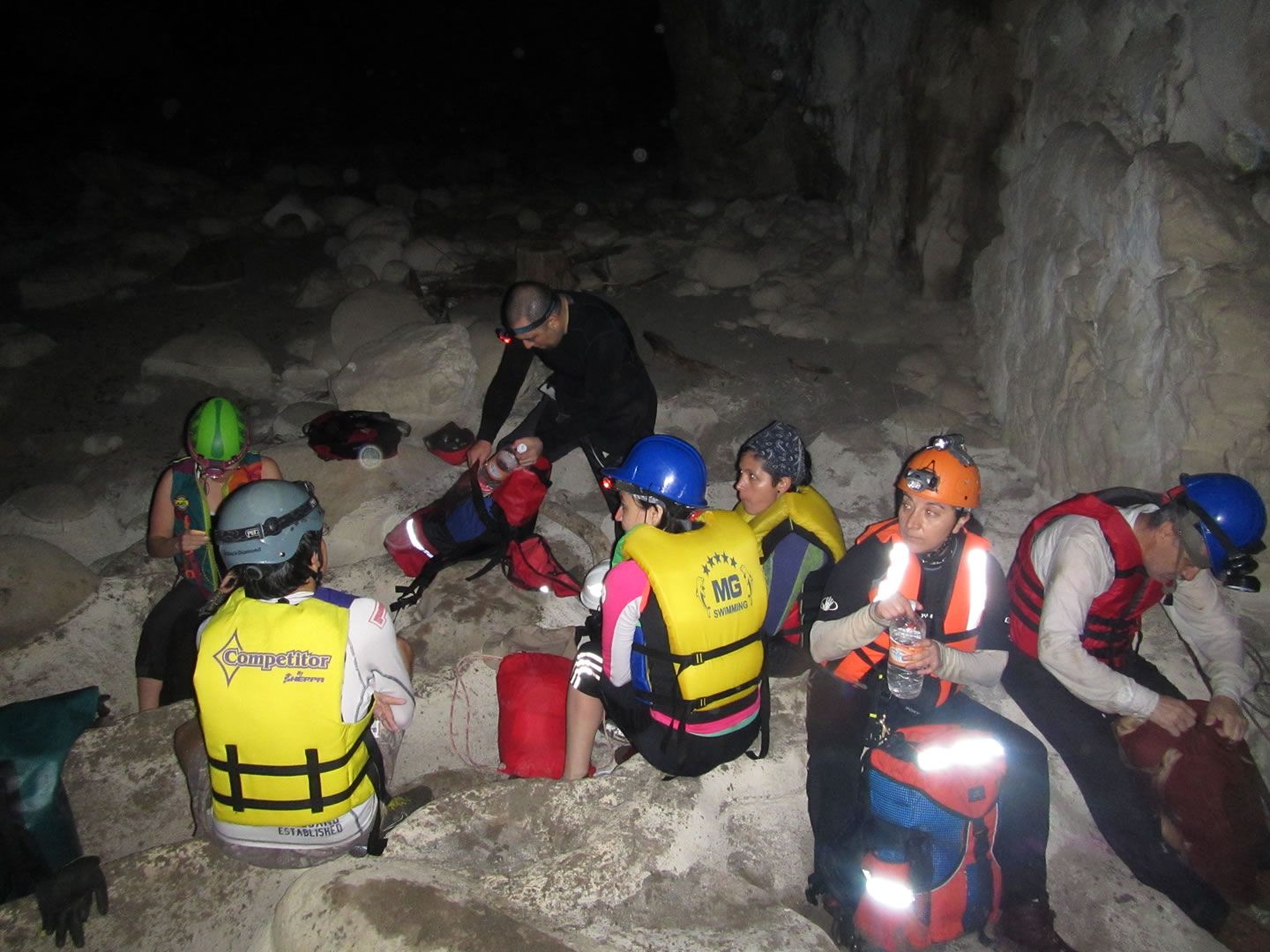 Cursos alpinismo ríos subterráneos club citlaltépetl