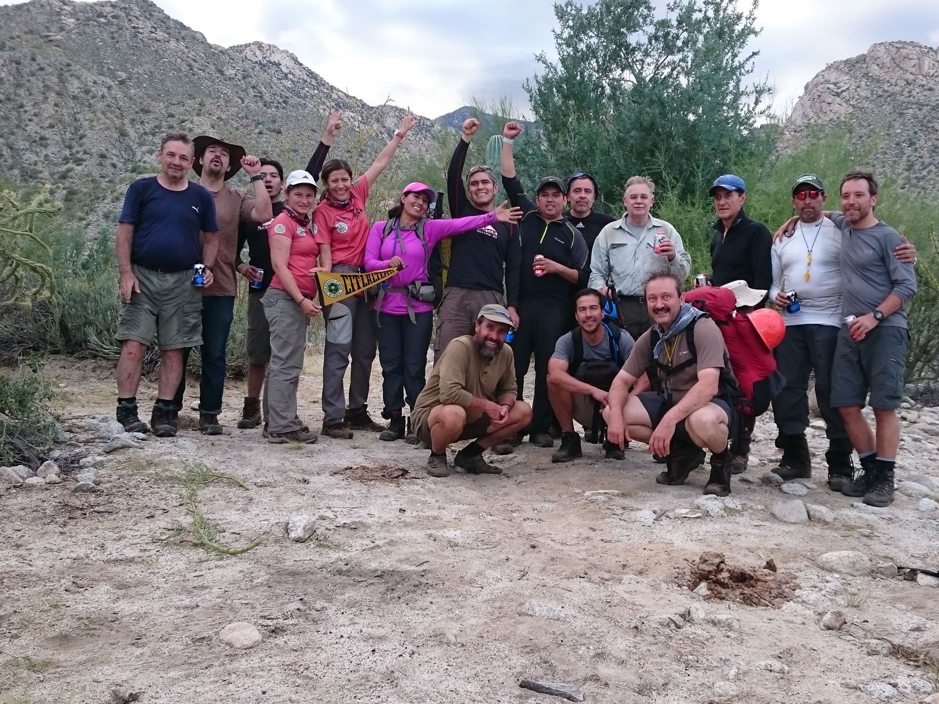 expediciones trekking alpinismo montañismo senderismo